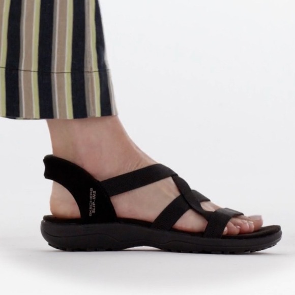 Skechers Slip-Ins Reggae Slim Stretch Flex Black Sandals Size 7 (READ) NWOB - Picture 1 of 6